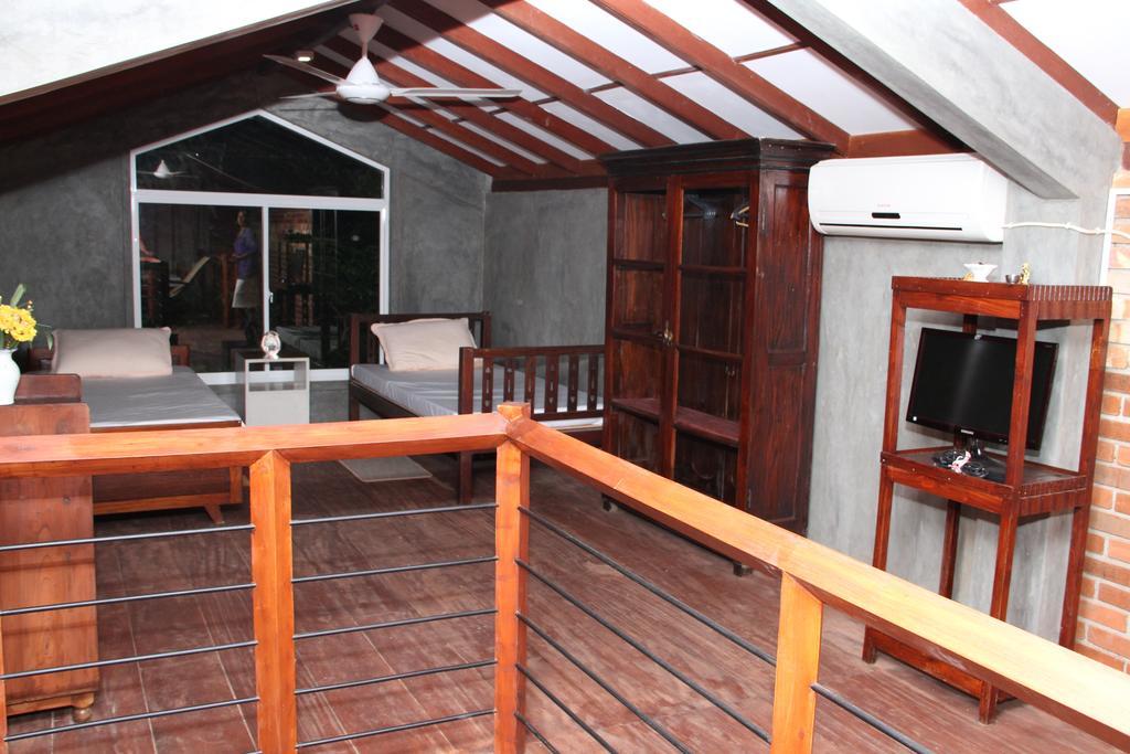 Вилла Executive Residency Retreat Хиккадува Экстерьер фото